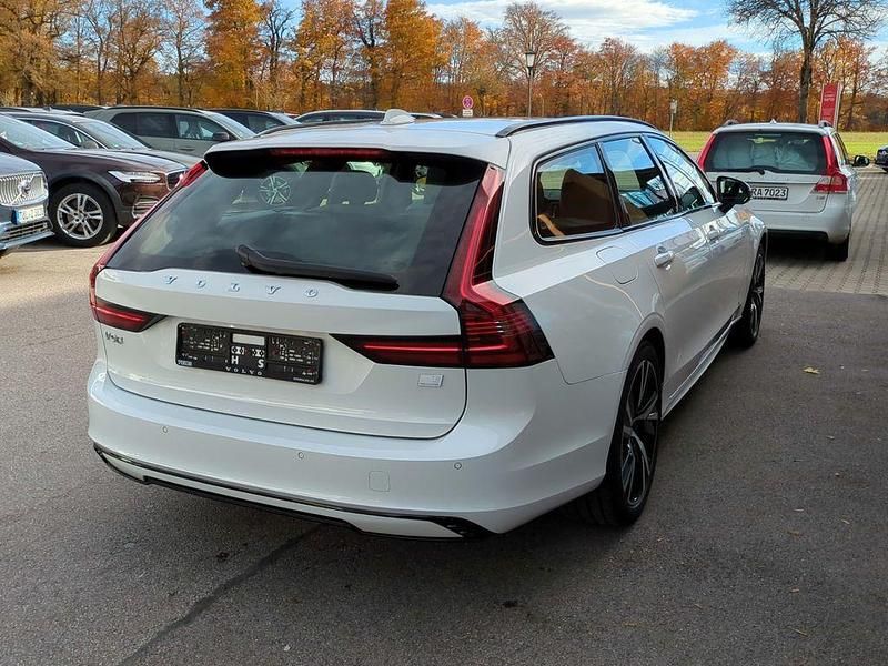 Gebraucht Volvo V90 Plus 455 PS (334 kW) 2022 Weiss Kombi
