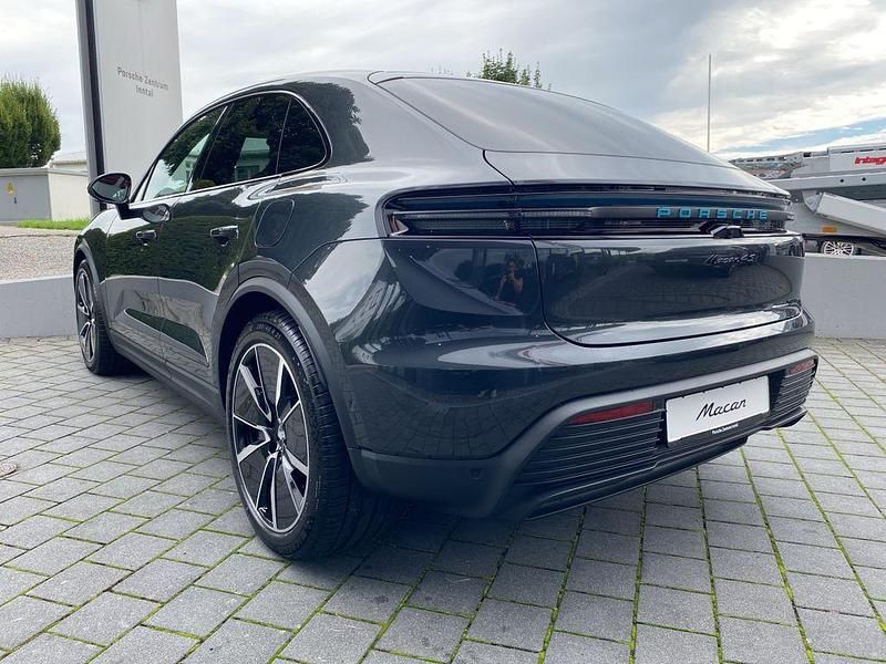 Gebraucht Porsche Macan 380 kW (517 PS) 2026 Vulkangraumetallic SUV