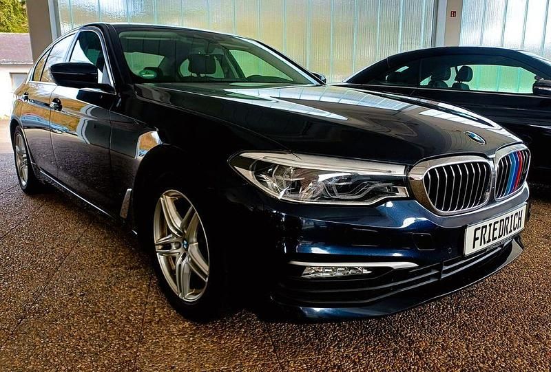 Gebraucht BMW 520 190 PS (139 kW) 2018 Blau Limousine