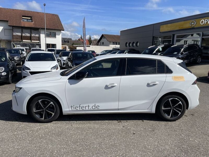 Gebraucht Opel Astra Elegance 131 PS (96 kW) 2023 Weiß Limousine
