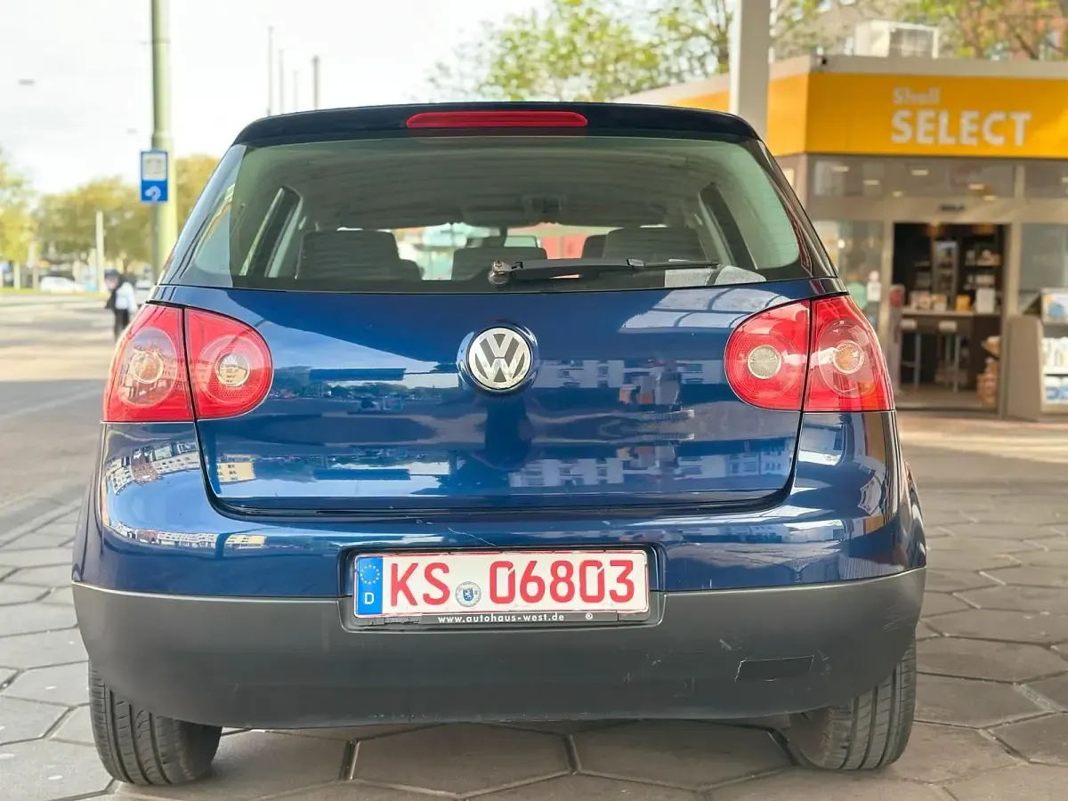 Gebraucht VW Golf IV 105 PS (77 kW) 2005 Blau Limousine