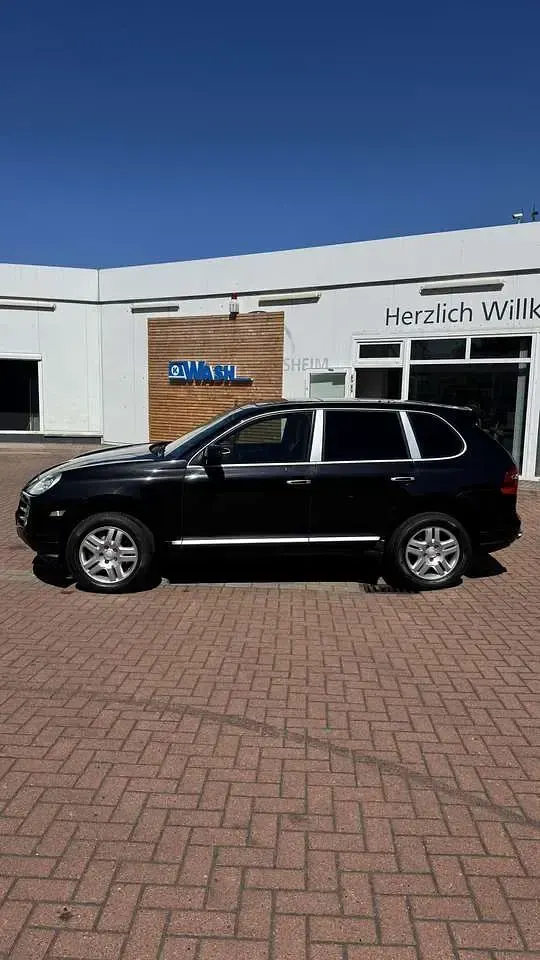 Second-hand Porsche Cayenne 245 CP (180 kW) 2009 Negru SUV