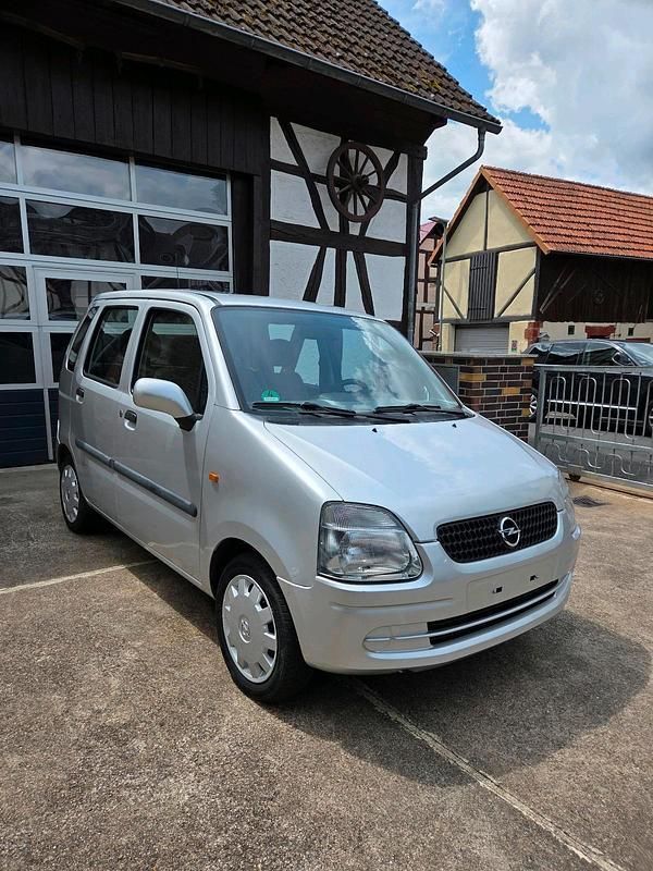 Silber Gebraucht 2003 Opel Agila Kleinwagen | 1.699 € (Fairer Preis) - Bild 1/4