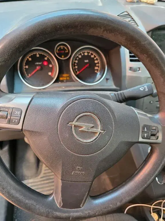 Gebraucht Opel Zafira Cosmo 150 PS (110 kW) 2005 Rot Van / Kleinbus