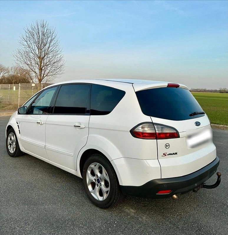 Gebraucht Ford S-MAX ST 140 PS (102 kW) 2008 Van / Kleinbus