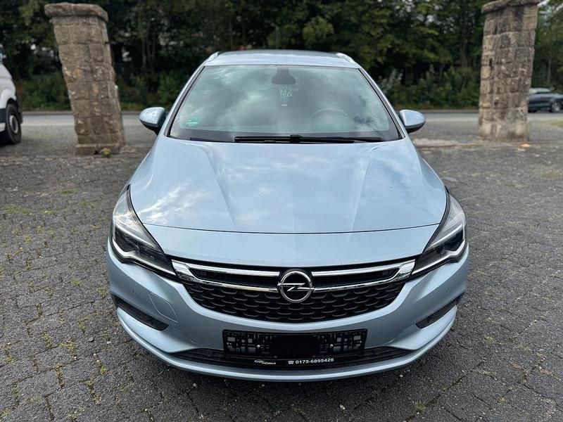 Blau Gebraucht 2017 Opel Astra Dynamic Kombi | 8.499 € (Guter Preis) - Bild 1/4