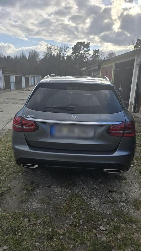 Gebraucht Mercedes C300 AMG 258 PS (189 kW) 2018 Silber Kombi