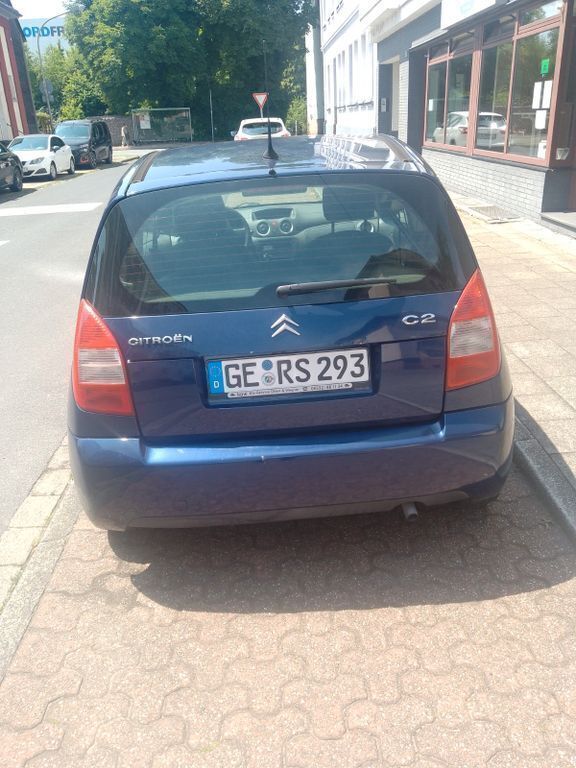 Blau Gebraucht 2006 Citroën C2 Advance Kleinwagen | 1.199 € (Fairer Preis) - Bild 1/4
