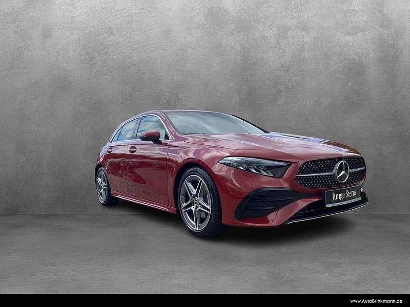 Gebraucht Mercedes A180 AMG line 136 PS (100 kW) 2025 Manufaktur lack manufaktur pat Limousine