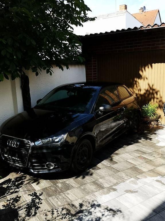 Gebraucht Audi A1 Ambition 86 PS (63 kW) 2012 Schwarz Kleinwagen