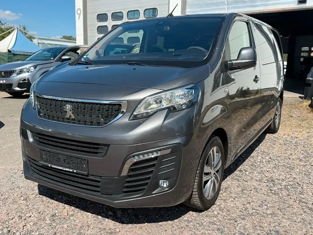 Gebraucht Peugeot Traveller Active 177 PS (130 kW) 2018 Grau Van / Kleinbus