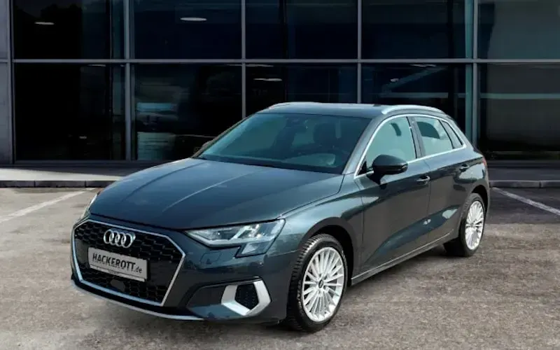 Gebraucht Audi A3 Advanced 116 PS (85 kW) 2022 Limousine