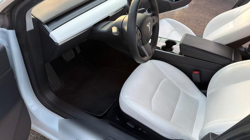 Gebraucht Tesla Model 3 326 kW (444 PS) 2019 Weiß Limousine