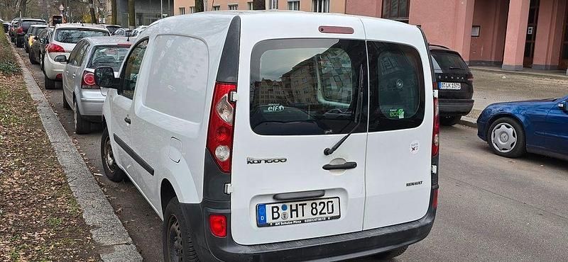 Gebraucht Renault Kangoo Expression 90 PS (66 kW) 2011 Weiß Van / Kleinbus