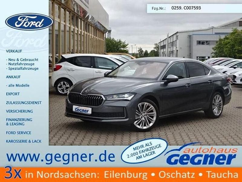 Grau Gebraucht 2024 Skoda Superb Suite Limousine | 34.840 € (Etwas zu teuer) - Bild 1/4