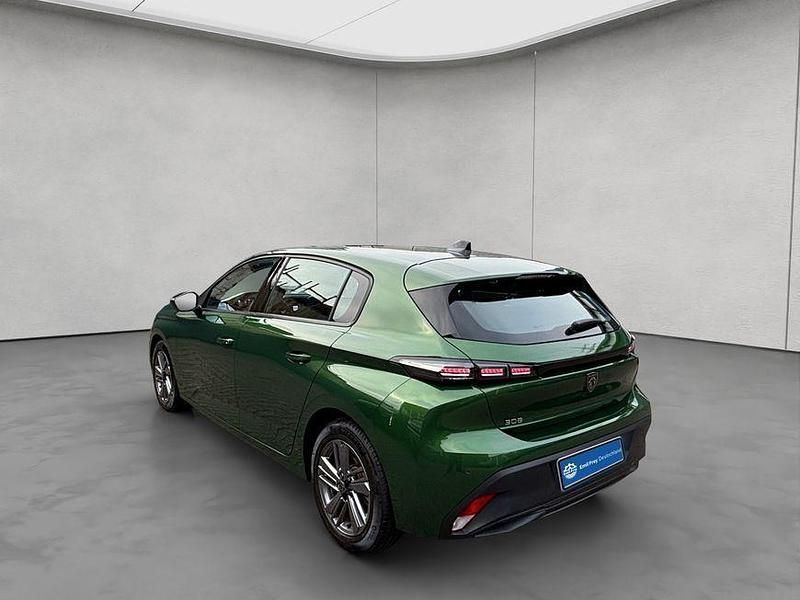 Gebraucht Peugeot 308 Active 131 PS (96 kW) 2023 Grün Limousine