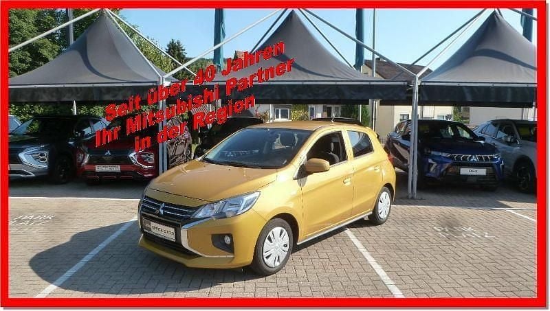Gelb Gebraucht 2021 Mitsubishi Space Star Spirit Limousine | 8.890 € (Guter Preis) - Bild 1/4