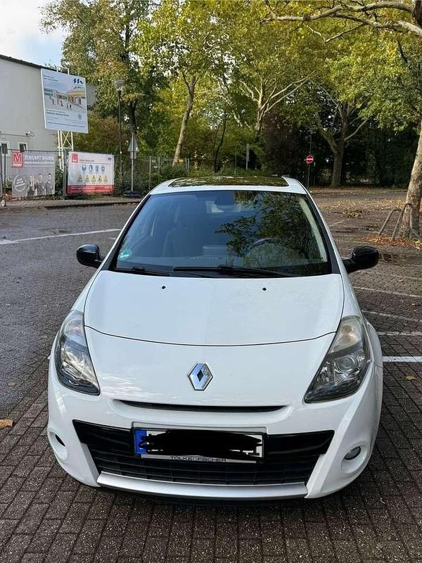 Gebraucht 2007 Renault Clio II Night&Day Kleinwagen | 2.499 € (Guter Preis) - Bild 1/4