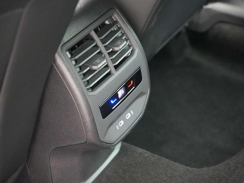 Gebraucht Cupra Leon 150 PS (110 kW) 2024 Grau Kombi