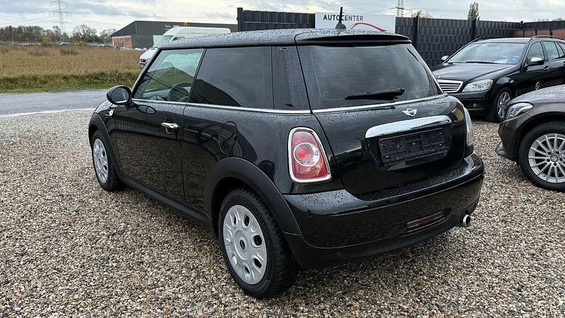 Second-hand Mini Cooper 111 CP (81 kW) 2012 Negru Hatchback