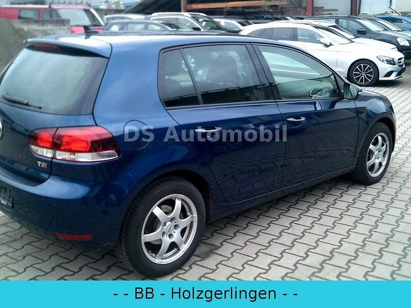 Gebraucht VW Golf VI Highline 160 PS (117 kW) 2010 Blau Kleinwagen