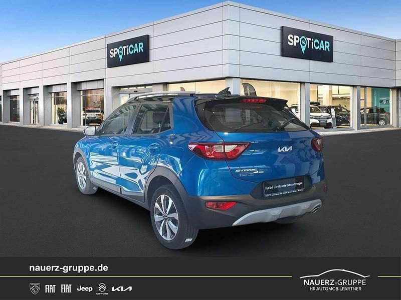 Używany Kia Stonic Vision 101 KM (74 kW) 2022 Niebieski SUV