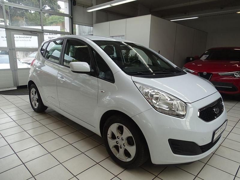 Gebraucht Kia Venga 128 PS (94 kW) 2013 Weiß Kleinwagen