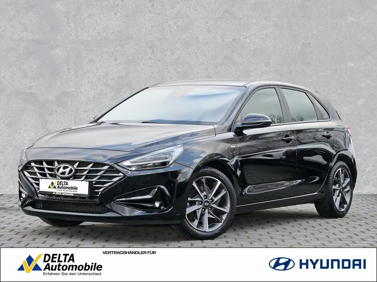 Gebraucht Hyundai i30 Trend 120 PS (88 kW) 2022 Limousine