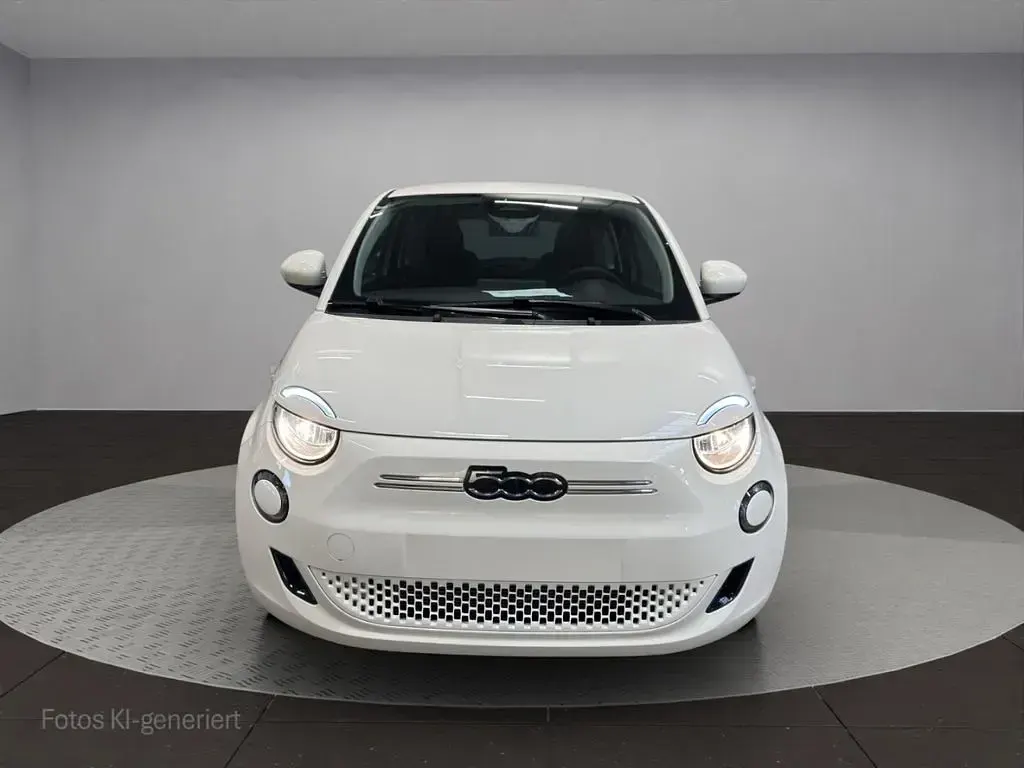 Neu Fiat 500e Pop 86 kW (118 PS) 2026 Weiss Limousine