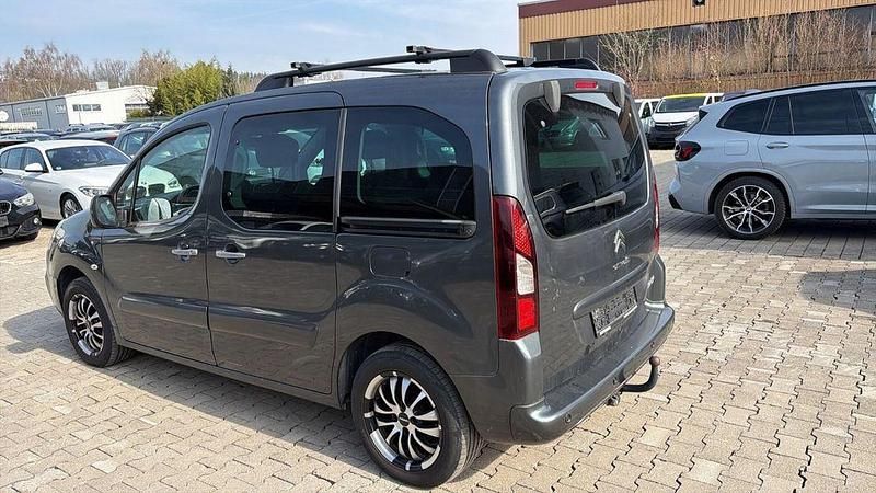 Second-hand Citroën Berlingo SELECTION 110 CP (80 kW) 2018 Gri Monovolum