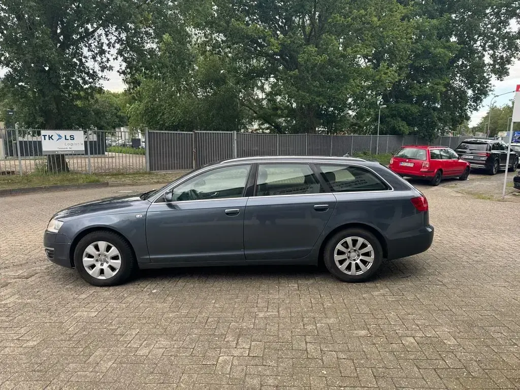 Gebraucht Audi A6 Sport 224 PS (164 kW) 2006 Blau Kombi
