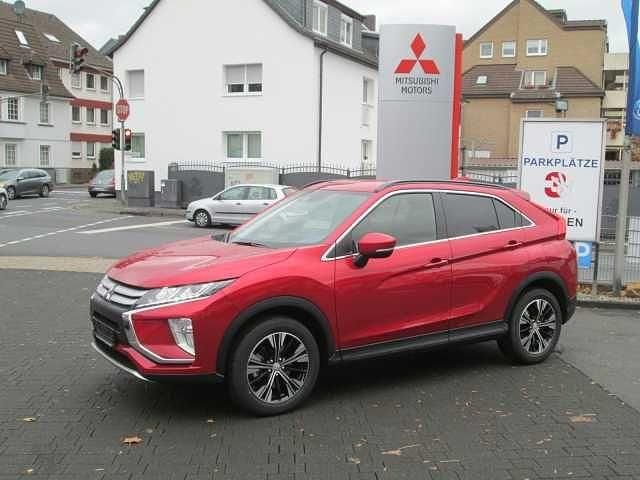 Gebraucht Mitsubishi Eclipse Cross Diamant Edition 163 PS (119 kW) 2019 Dynamikrot SUV