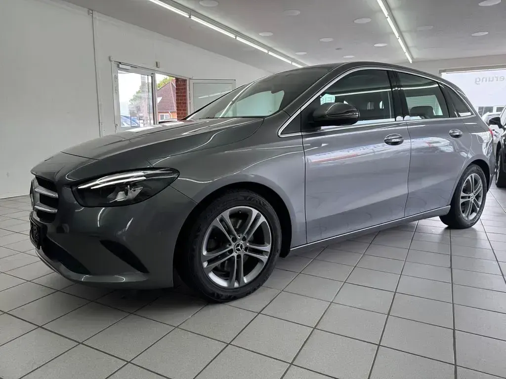 Gebraucht Mercedes B220 190 PS (139 kW) 2020 Grau Kleinwagen