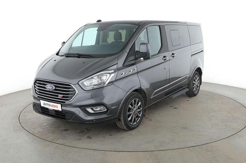 Grau Gebraucht 2023 Ford Tourneo Titanium Van / Kleinbus | 38.490 € (Superpreis) - Bild 1/3