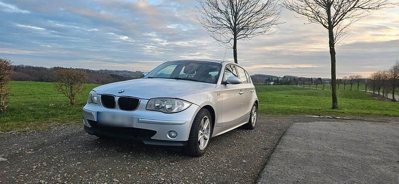 Gebraucht BMW 116 116 PS (85 kW) 2005 Silber Kleinwagen