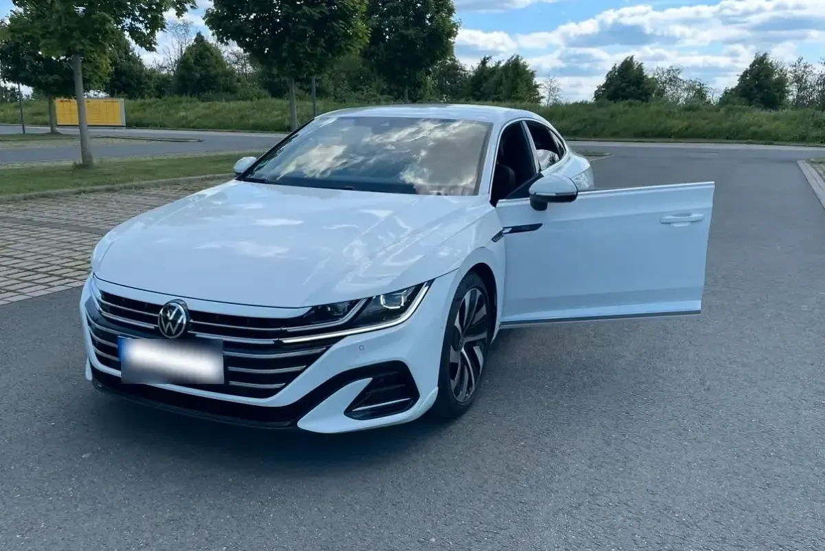 Gebraucht VW Arteon R-line 200 PS (147 kW) 2022 Weiß Coupé