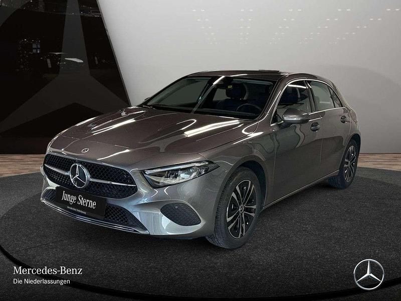 Gebraucht Mercedes A250 Progressive 163 PS (119 kW) 2025 Grau Limousine