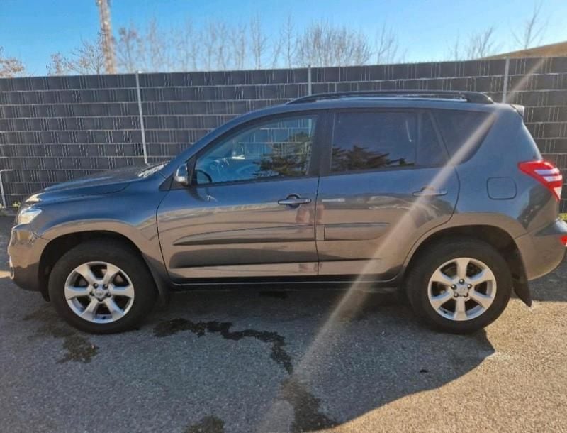 Gebraucht Toyota RAV4 158 PS (116 kW) 2010 Grau SUV