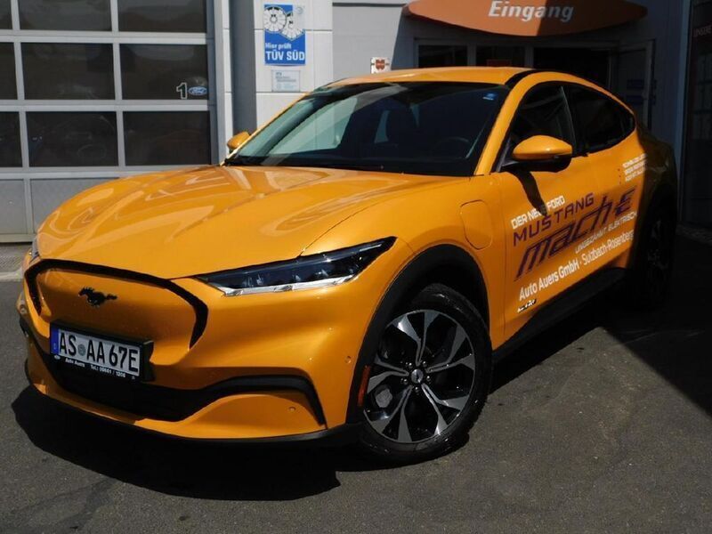 Orange Gebraucht 2022 Ford Mustang Mach-E Basis SUV | 34.960 € (Fairer Preis) - Bild 1/4