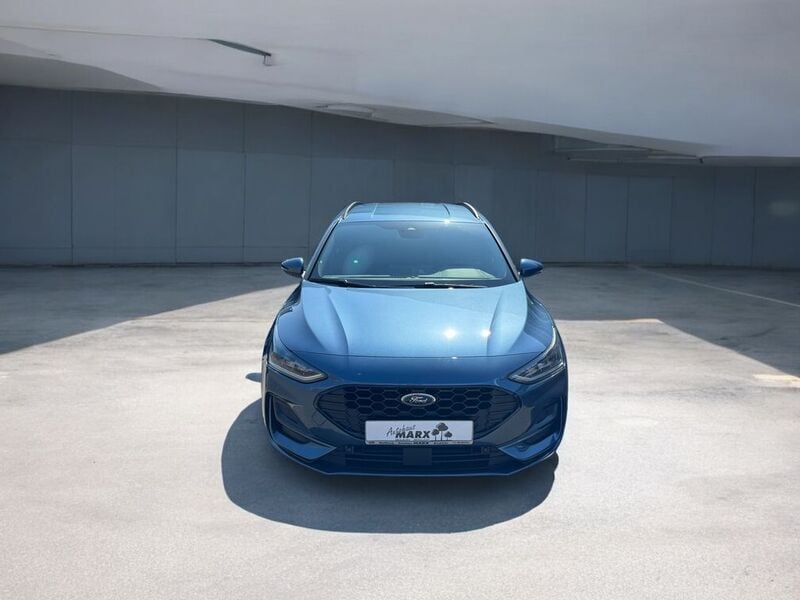 Gebraucht Ford Focus ST-Line 125 PS (91 kW) 2024 Chromablau metallic Kombi