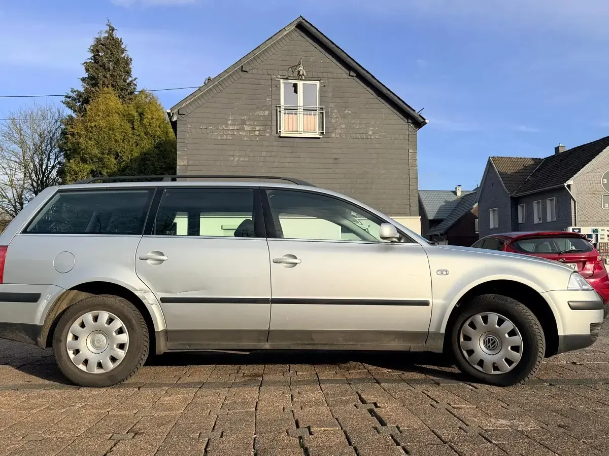 Gebraucht VW Passat 131 PS (96 kW) 2003 Silber Kombi