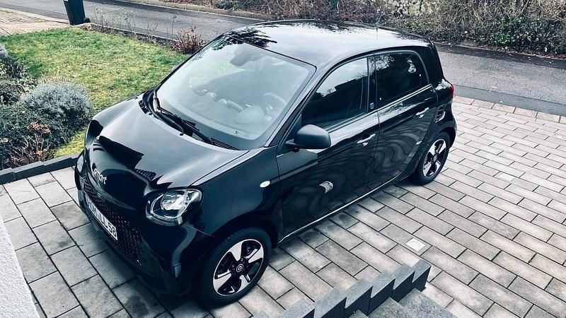 Gebraucht Smart ForFour Electric Drive 58 kW (80 PS) 2022 Schwarz Kleinwagen