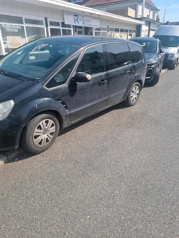 Usata Ford C-MAX 140 CV (102 kW) 2009 Nero Monovolume
