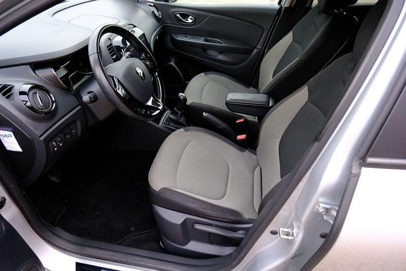 Gebraucht Renault Captur Expression 90 PS (66 kW) 2015 Grau SUV