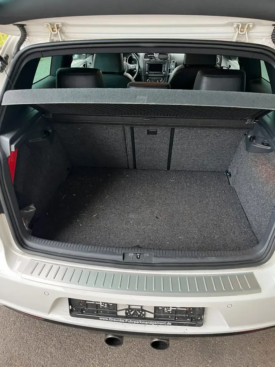 Gebraucht VW Golf R 270 PS (198 kW) 2011 Weiß Coupé