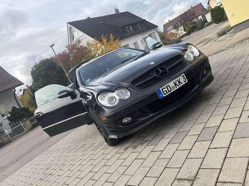 Gebraucht Mercedes CLK320 Avantgarde 218 PS (160 kW) 2002 Coupé