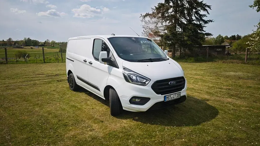 Second-hand Ford Transit Custom 170 CP (125 kW) 2021 Alb Monovolum