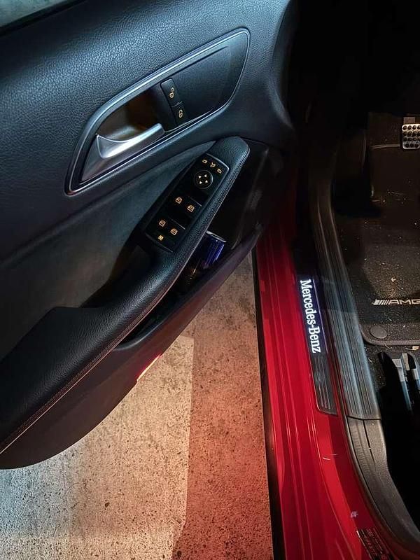 Gebraucht Mercedes A200 156 PS (114 kW) 2014 Rot Kleinwagen