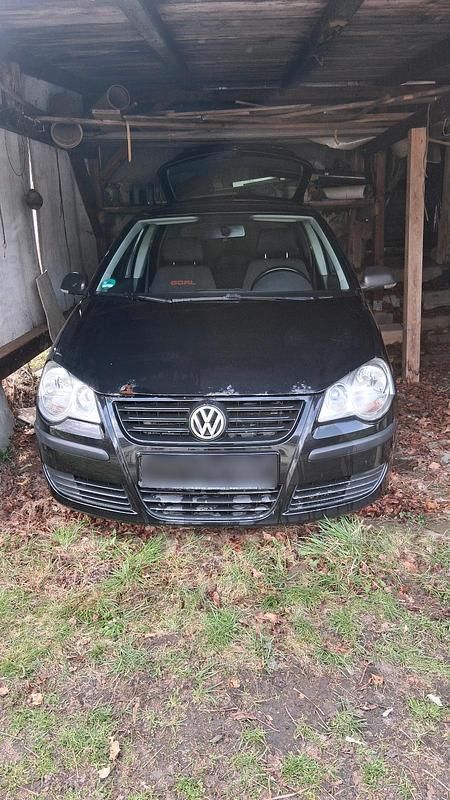 Schwarz Gebraucht 2006 VW Polo Kleinwagen | 300 € (Superpreis) - Bild 1/4