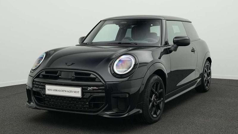 Schwarz Gebraucht 2024 Mini John Cooper Works Kleinwagen | 29.111 € (Fairer Preis) - Bild 1/4